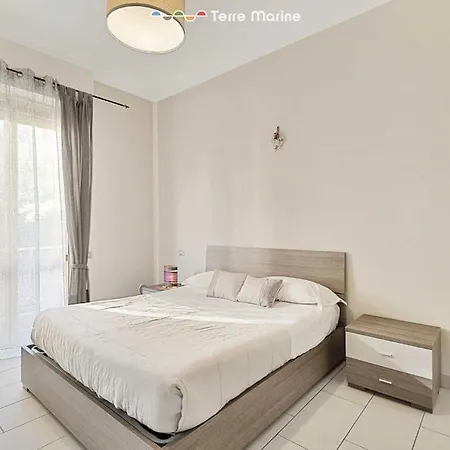 Valley House * La Spezia